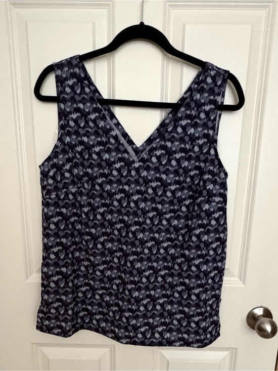 Eddie Bauer Tops - Eddie Bauer Navy and Light Blue Patterned V-Neck Camisole